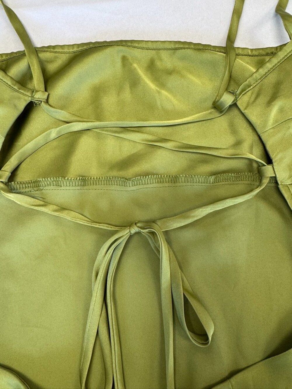 Princess Polly Leyana Maxi Dress Green Satin Size 6 - Picture 11 of 15